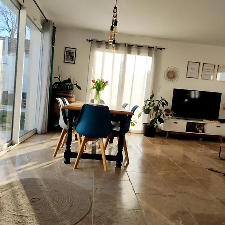 فيلة Maison Ranoa
